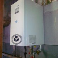 Ariston HP100 szerelés alatt